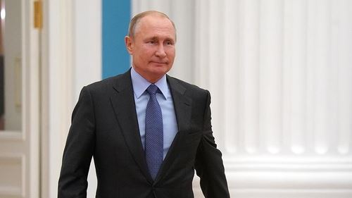 
<p>                                Путин поздравил сборную России с победой в чемпионате мира по самбо</p>
<p>                        